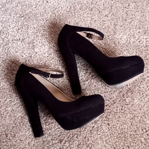 🔹️Zara - Trafaluc Heels - Picture 5 of 10